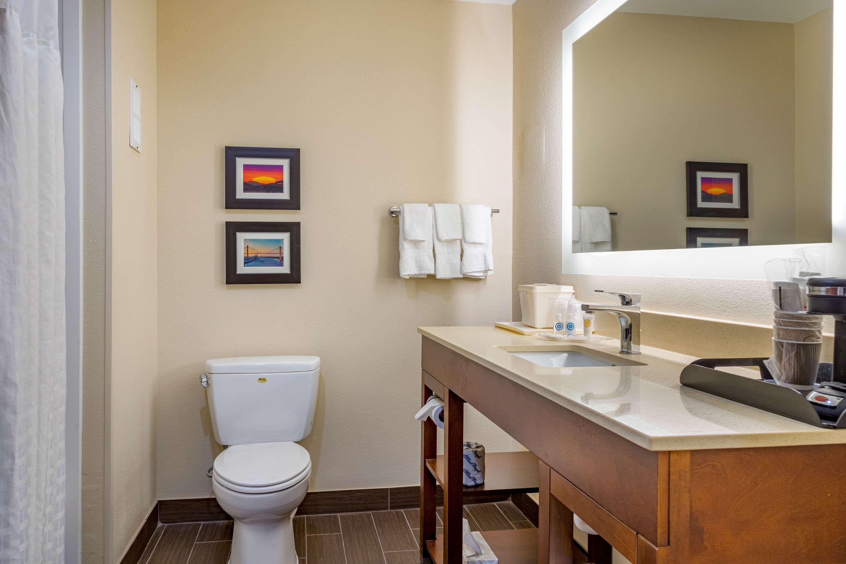 Comfort Suites Savannah Gateway I-95 Джорджтаун Экстерьер фото