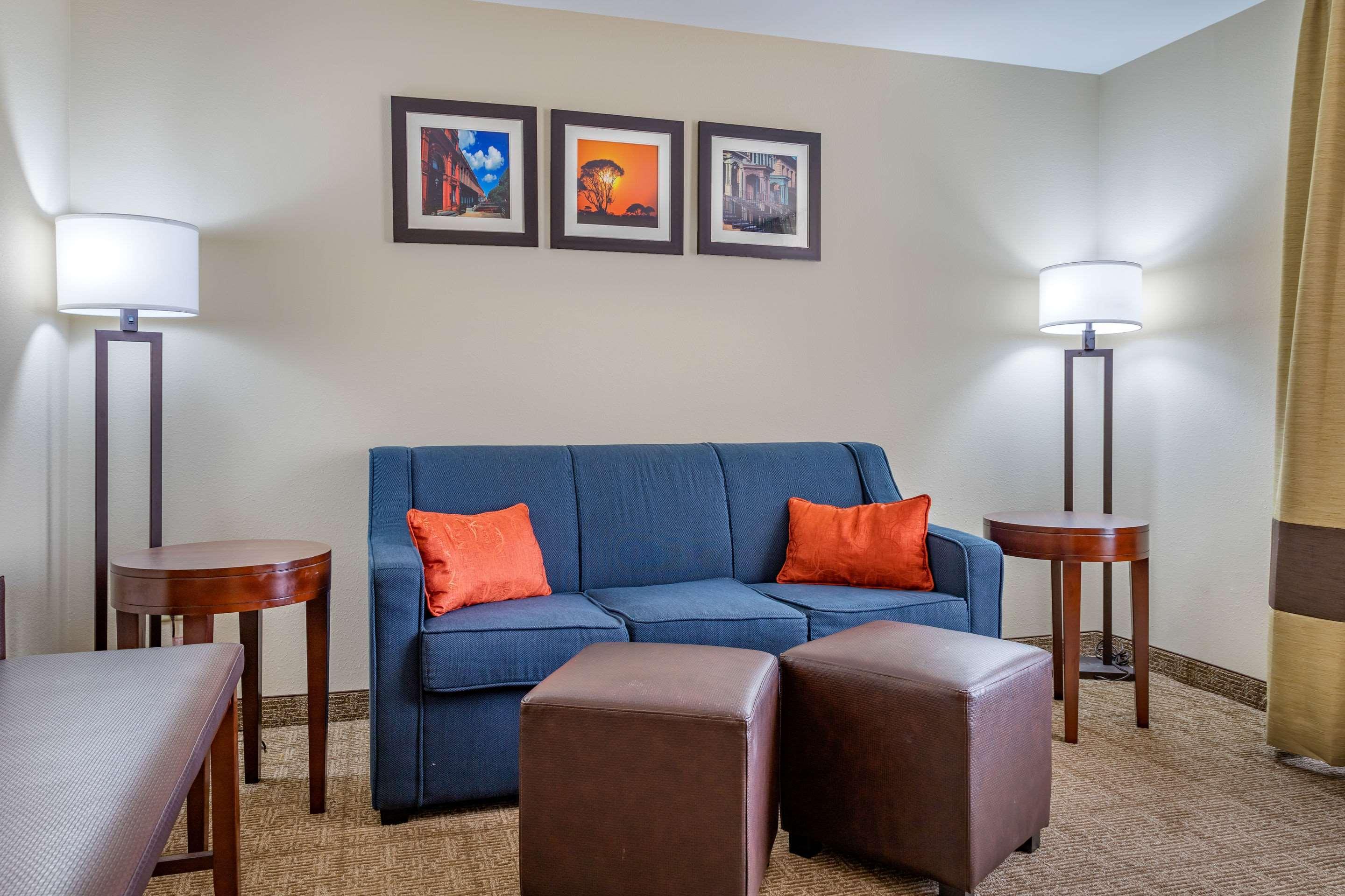 Comfort Suites Savannah Gateway I-95 Джорджтаун Экстерьер фото