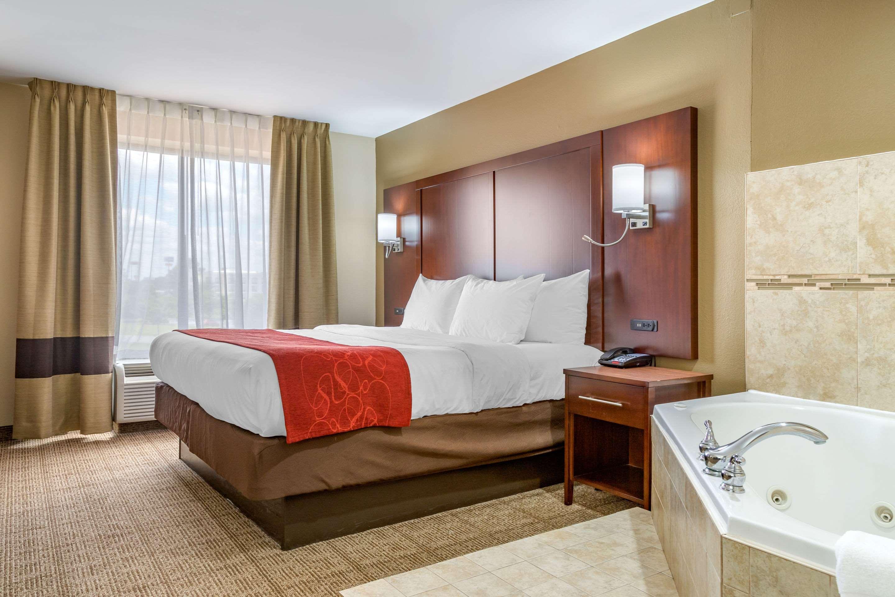 Comfort Suites Savannah Gateway I-95 Джорджтаун Экстерьер фото