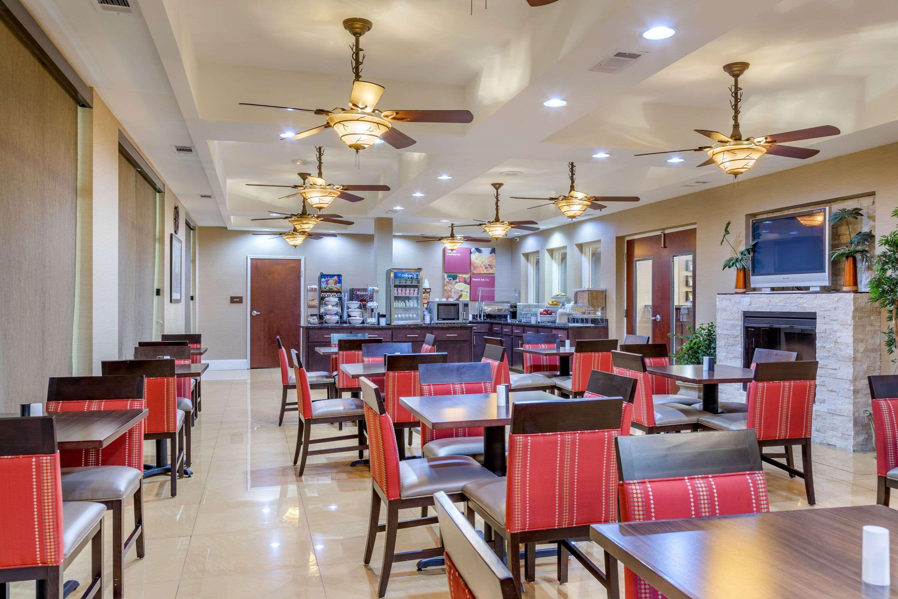 Comfort Suites Savannah Gateway I-95 Джорджтаун Экстерьер фото