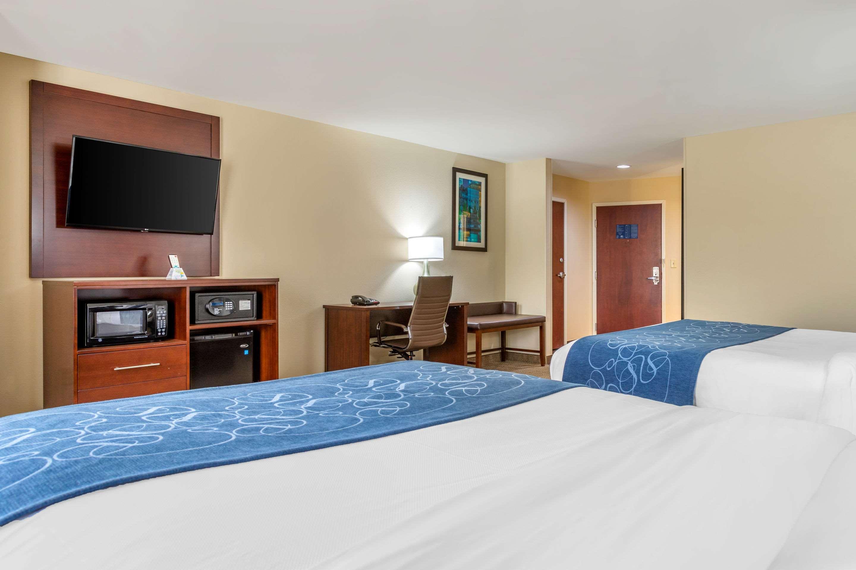 Comfort Suites Savannah Gateway I-95 Джорджтаун Экстерьер фото