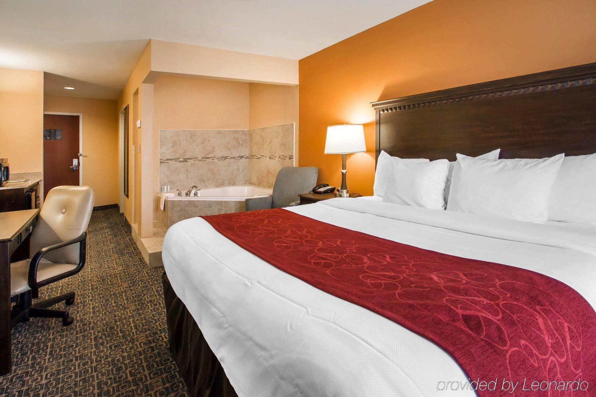 Comfort Suites Savannah Gateway I-95 Джорджтаун Экстерьер фото