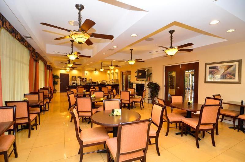 Comfort Suites Savannah Gateway I-95 Джорджтаун Экстерьер фото